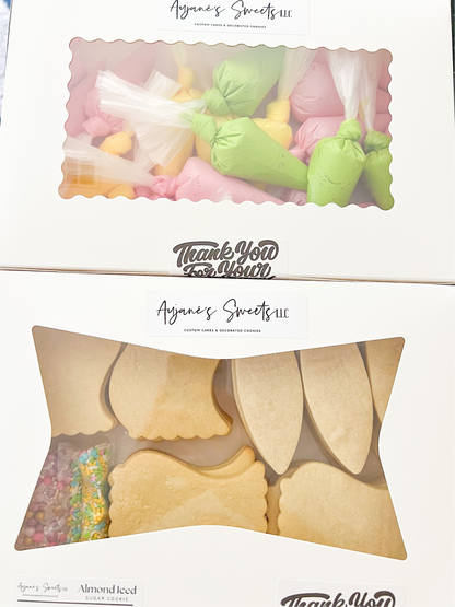 Summer Fun DIY Cookie Decorating Kit – 24 Cookies, 24 Piping Bags, Sprinkles & Tools
