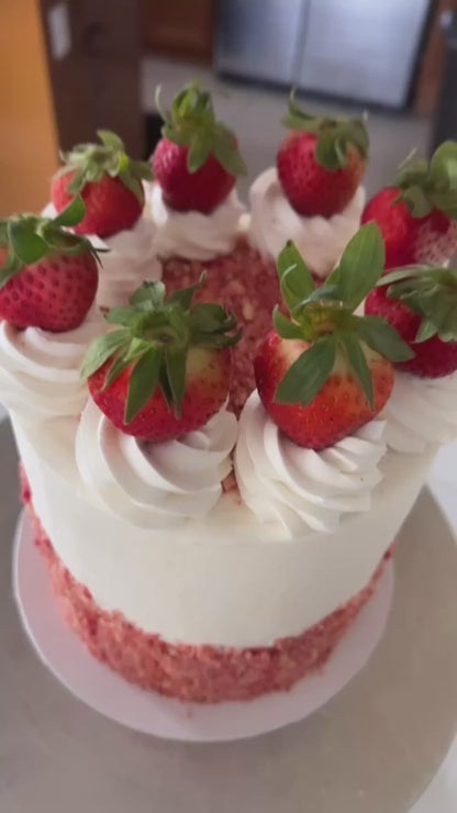 Strawberry Crunch Delight Cake