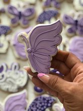 Load image into Gallery viewer, Ready to use Royal Icing, White